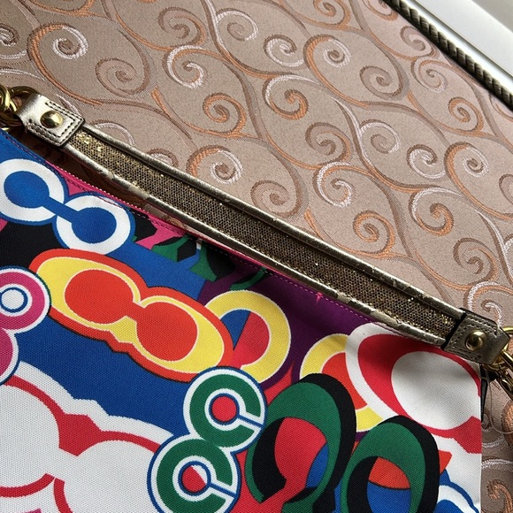 Authentic Coach purse - Picture 4 of 14